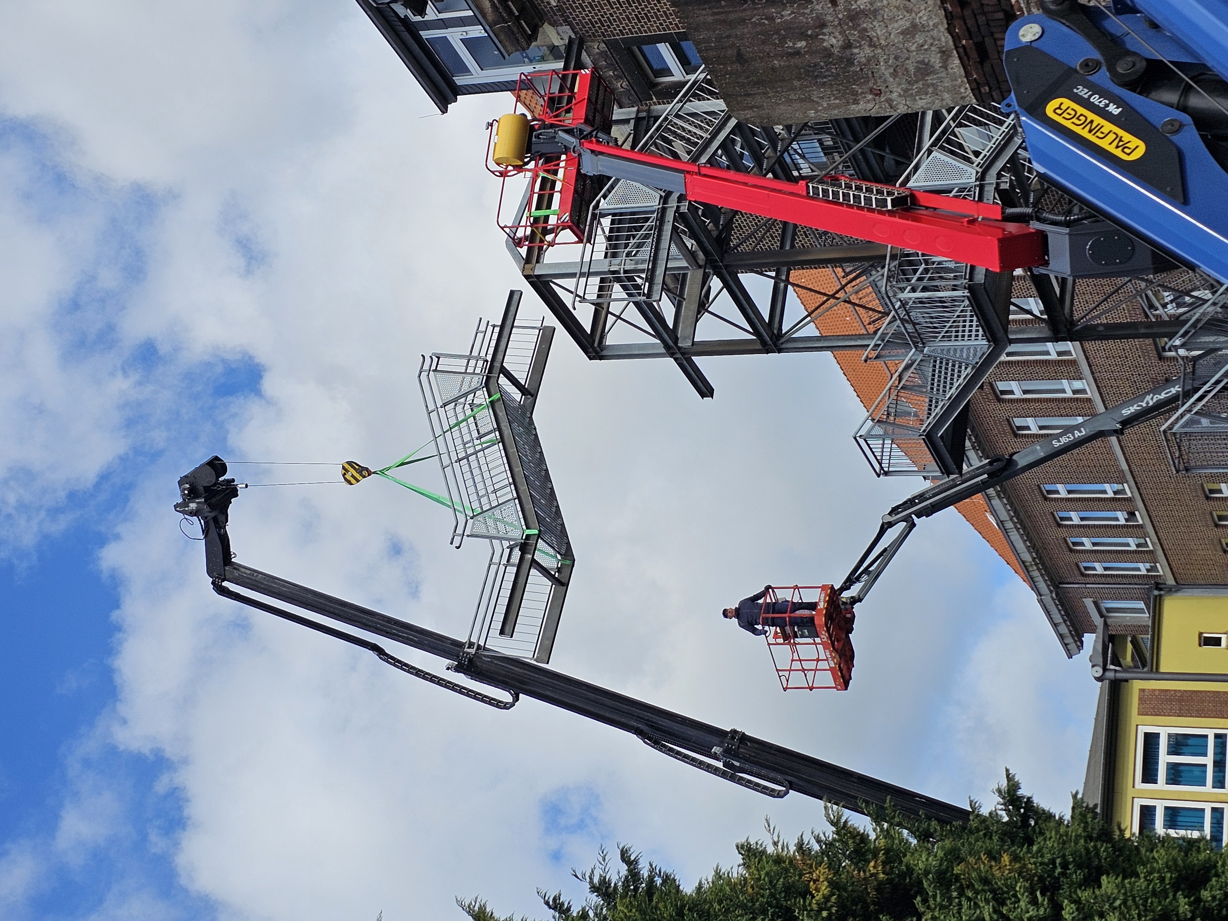 Abbau der Feuertreppe