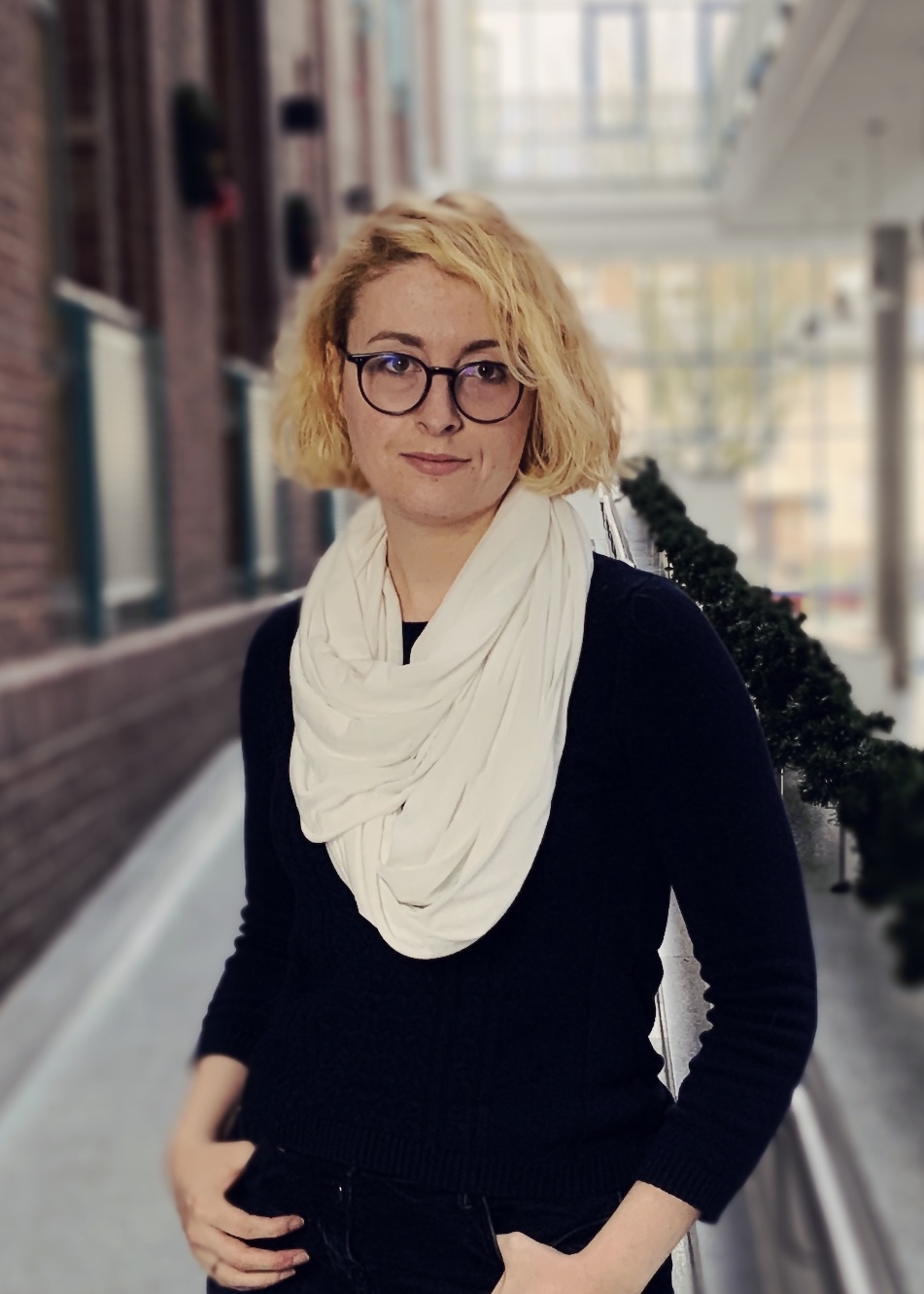 Kontaktbild von Kira Feuerstein